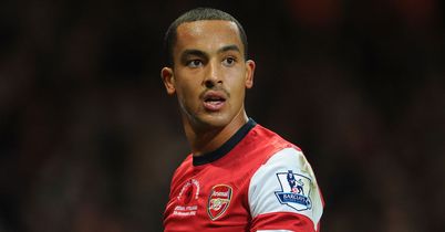 Theo Walcott: Prepared to be patient in contract discussions